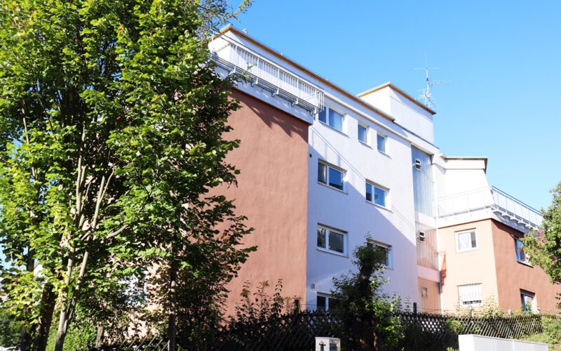 Foto Hausansicht 3,5Zimmer Eigentumswohnung in 70469 Stuttgart zum Kauf