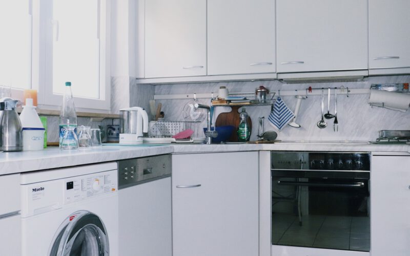 Foto Küche 3,5Zimmer Eigentumswohnung in 70469 Stuttgart zum Kauf